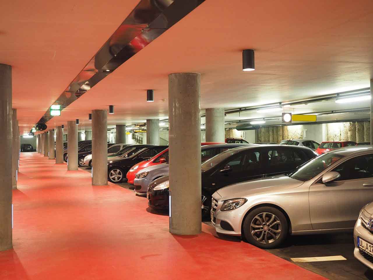 Parken in Venedig Parkhäuser, Regeln & Kostenlos parken